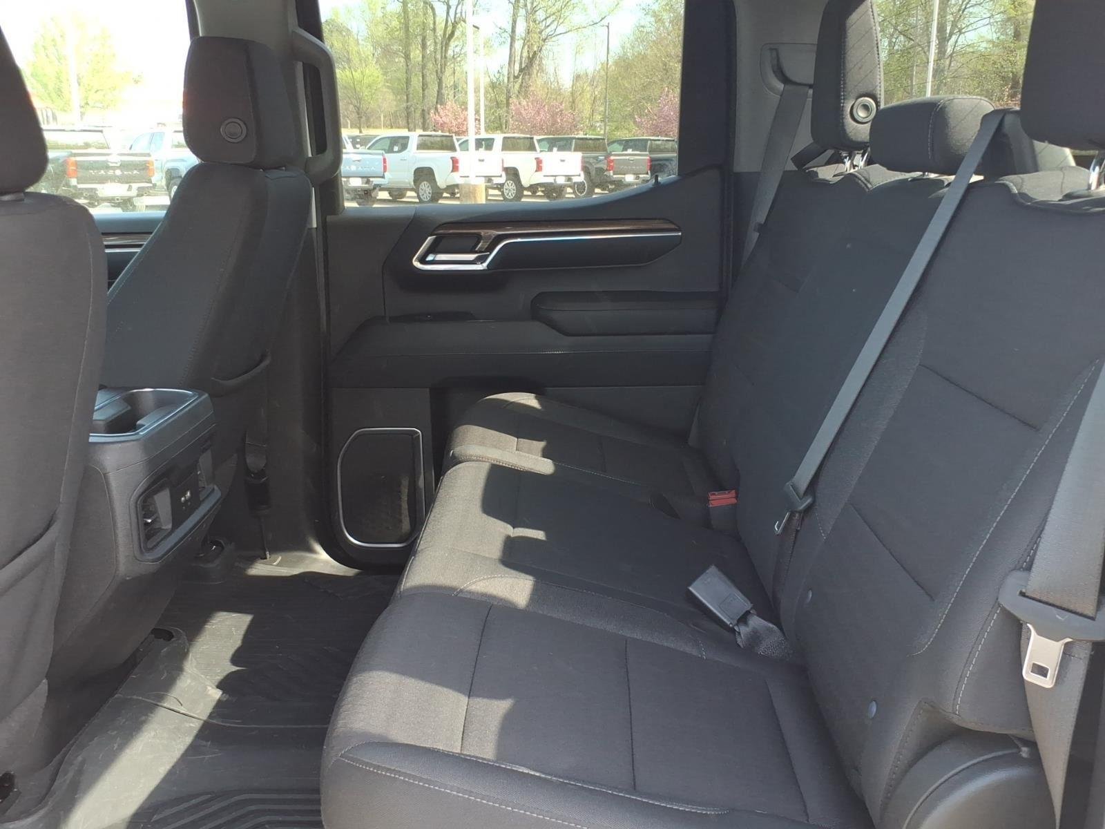 2023 Chevrolet Silverado 1500 LT Trail Boss - Photo 26