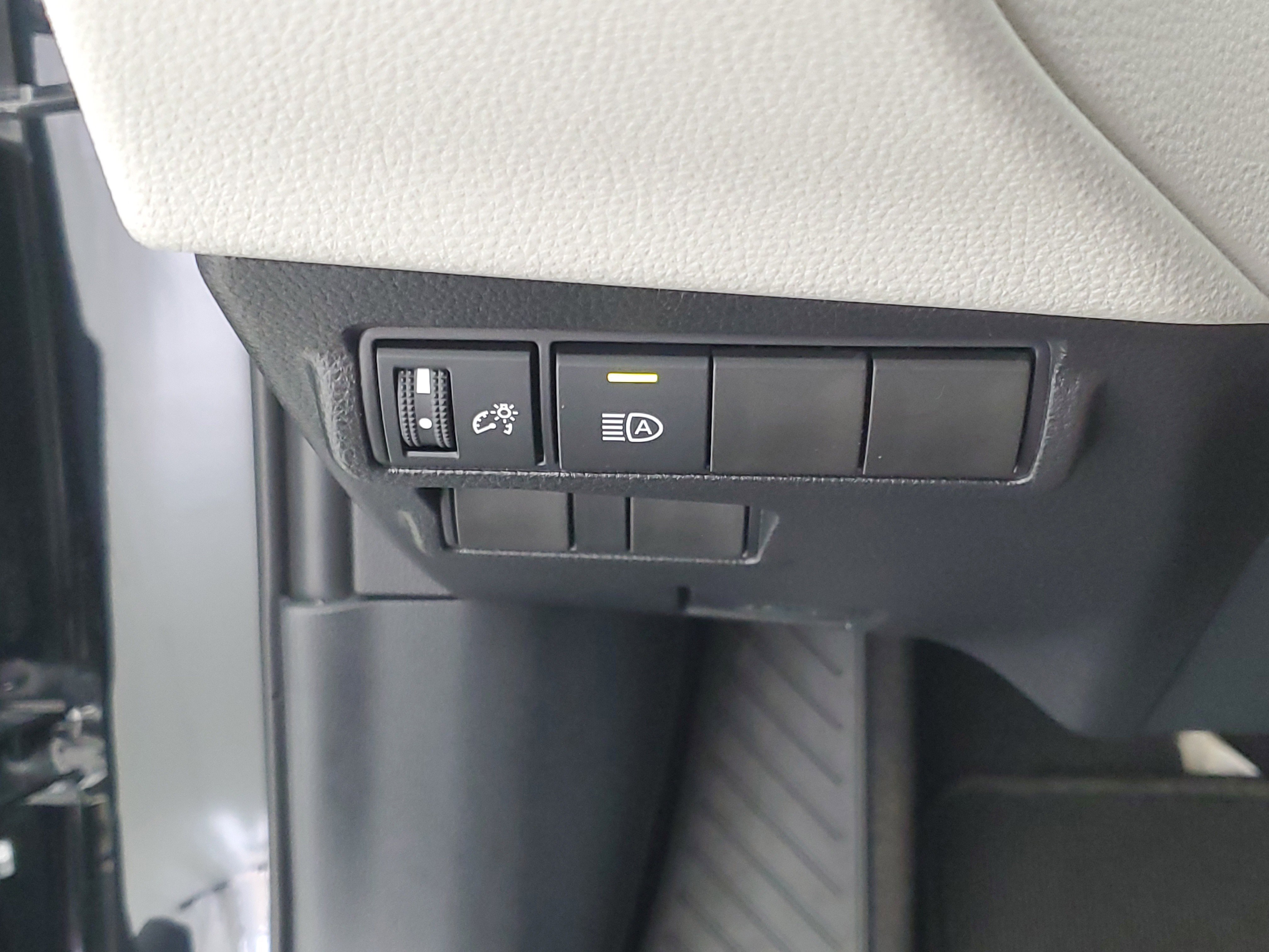 Used 2025 Jet Black Toyota L image 30