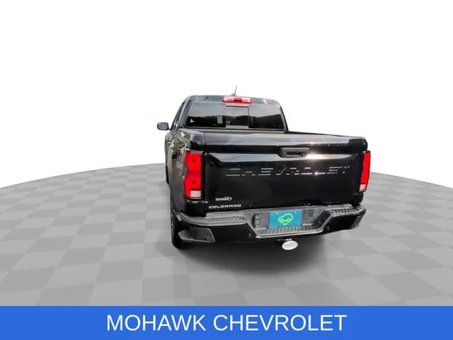 Used 2023 Black Chevrolet Z71 image 7