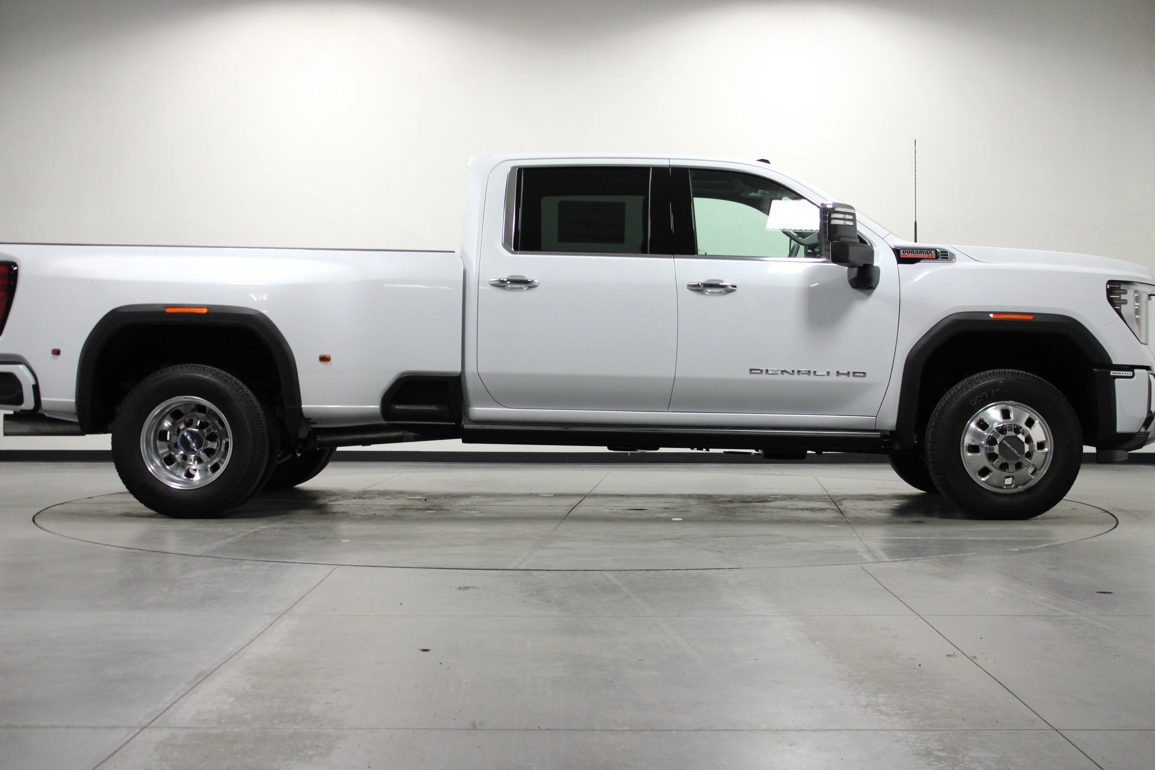 New 2026 Glacier White Tricoat GMC Denali DRW image 3