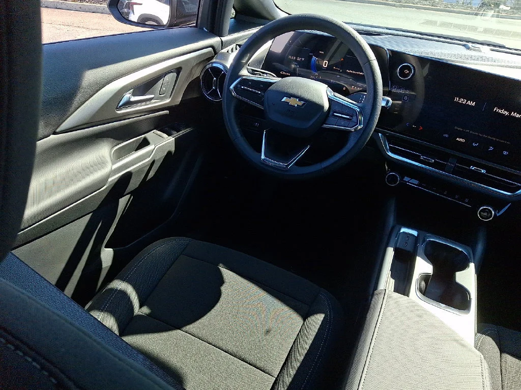 New 2026 Galaxy Gray Metallic Chevrolet LT image 9