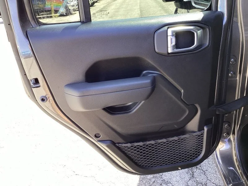 New 2026 Granite Crystal Metallic Clear-Coat Exterior Paint Jeep 85th Anniversary Edition image 19
