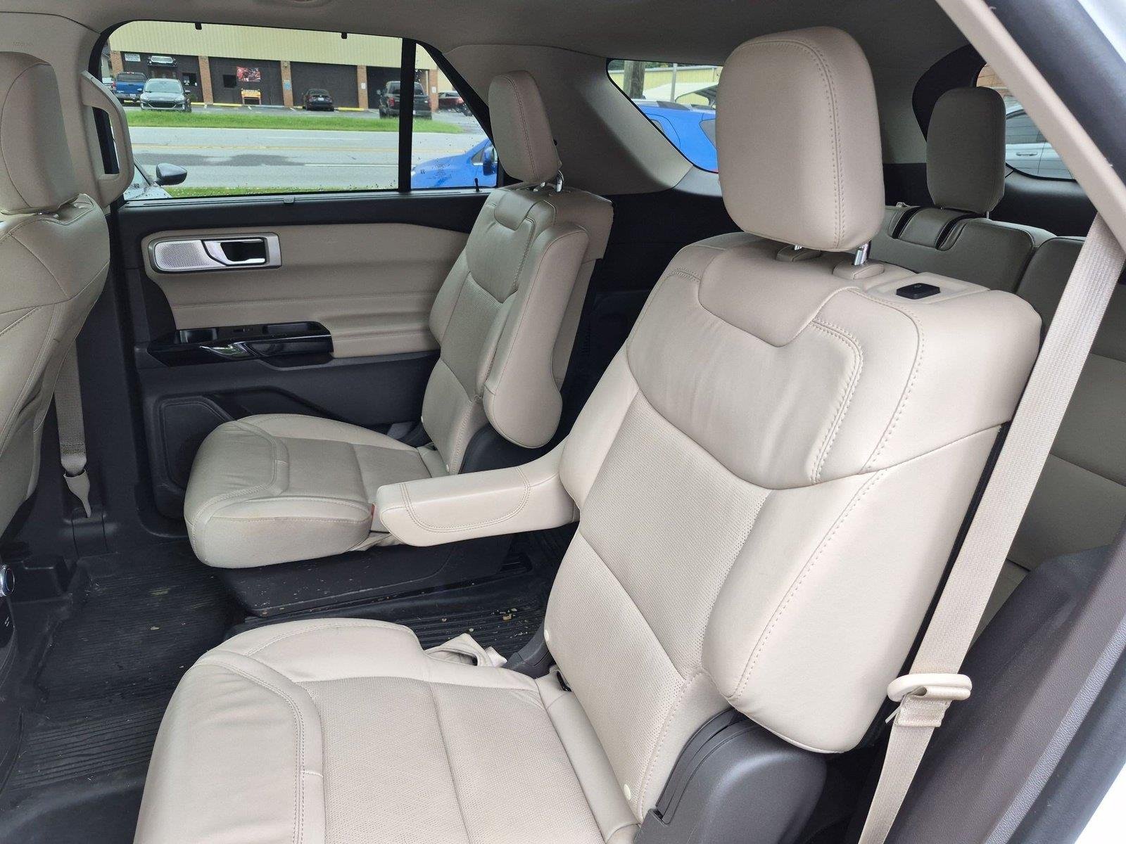 Used 2022 Star White Metallic Tri-Coat Ford Platinum image 33