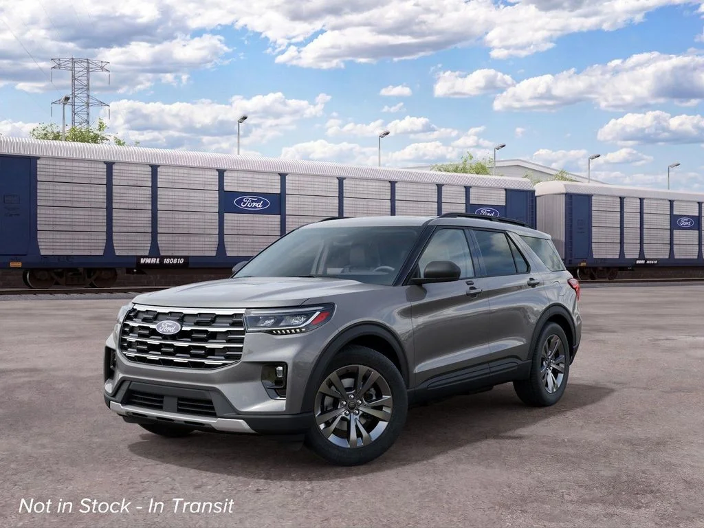 New 2027 Carbonized Gray Metallic Ford Active image 3