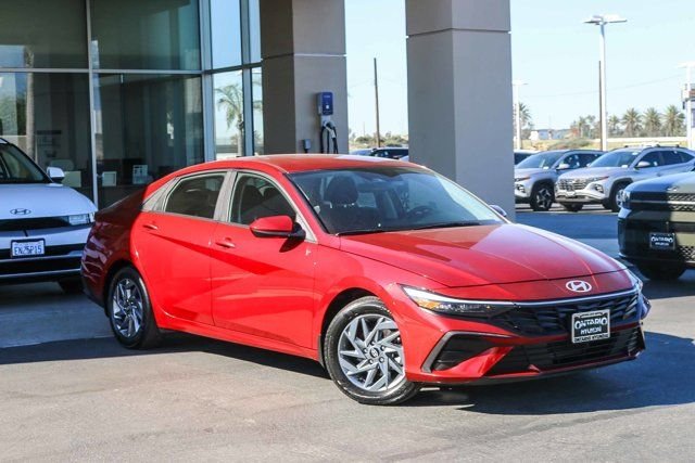 Certified Used 2024 Red Hyundai SEL image 2