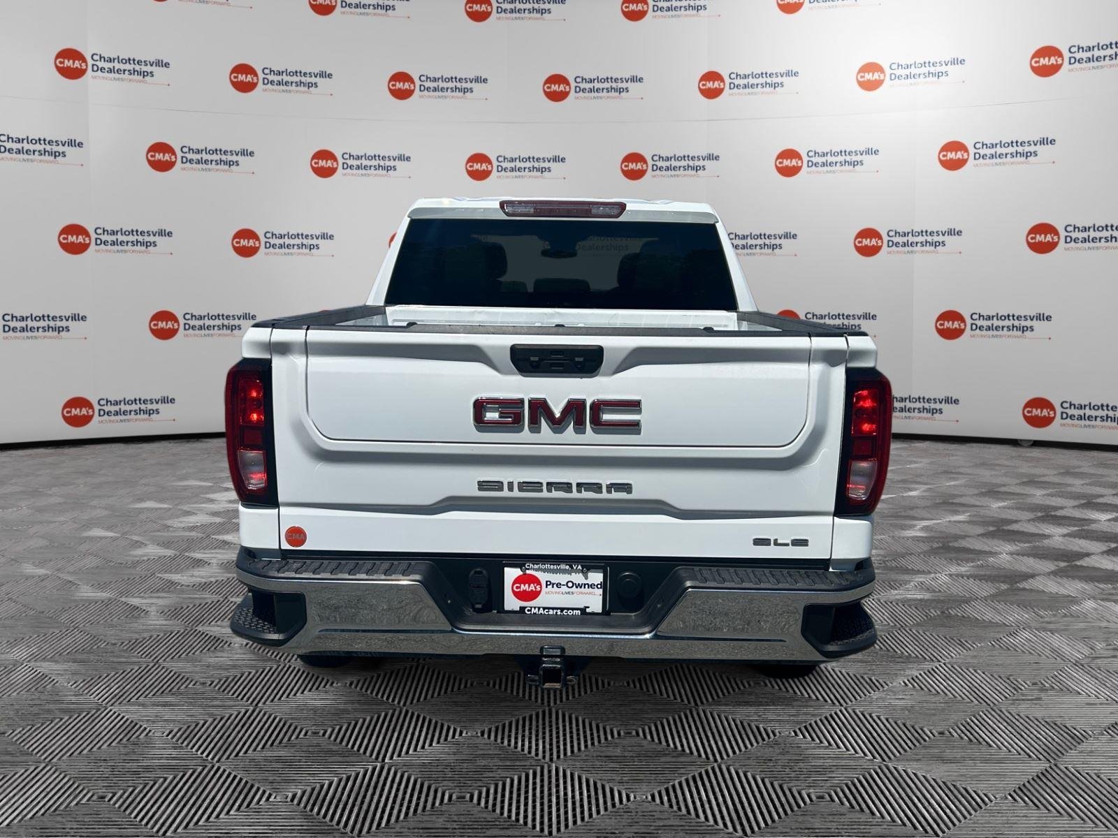 Used 2024 Summit White GMC SLE image 4