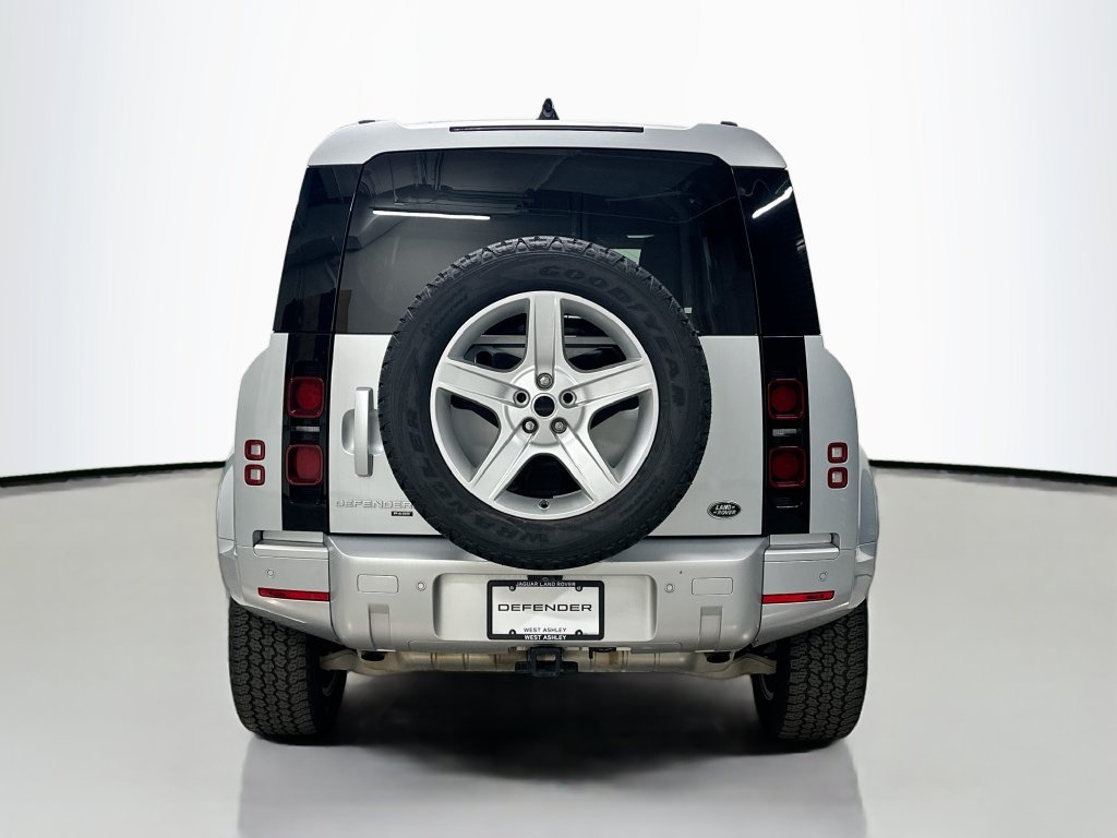 Used 2022 Silver Land Rover XS Edition image 10