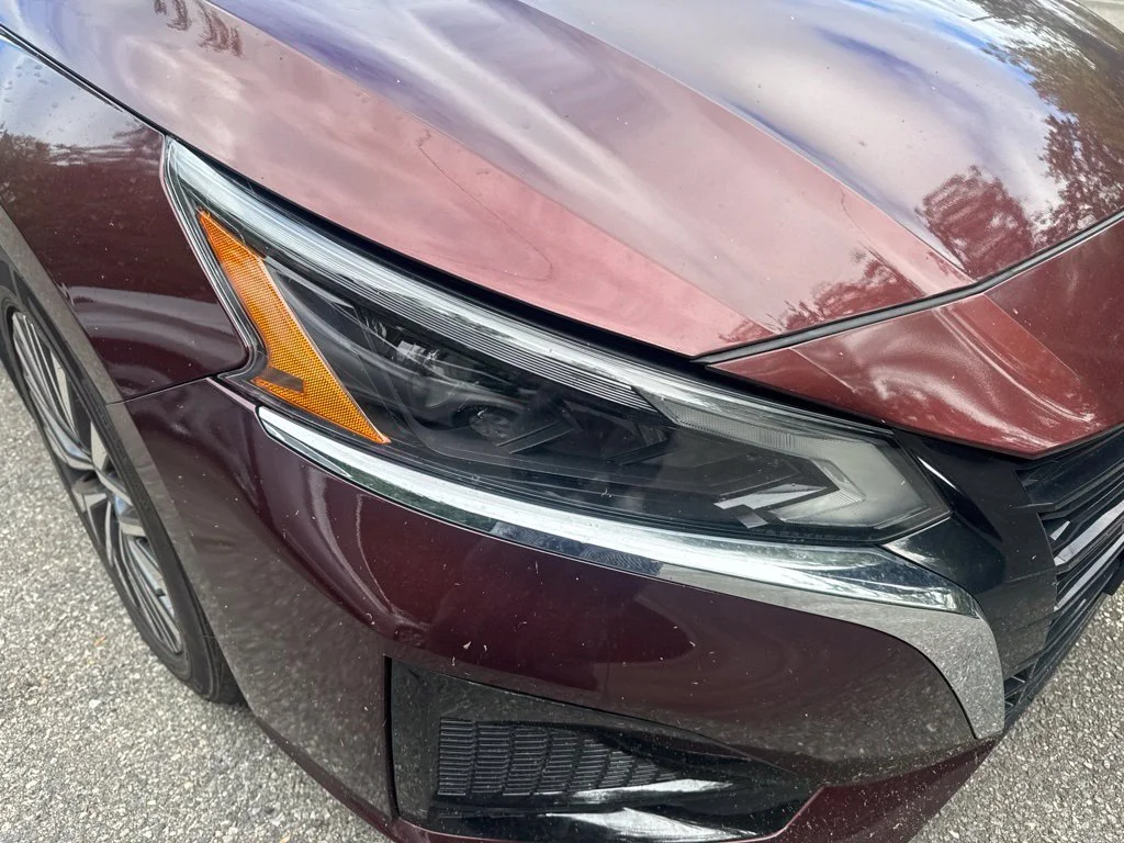 Certified Used 2023 Red Nissan 2.5 SV image 9