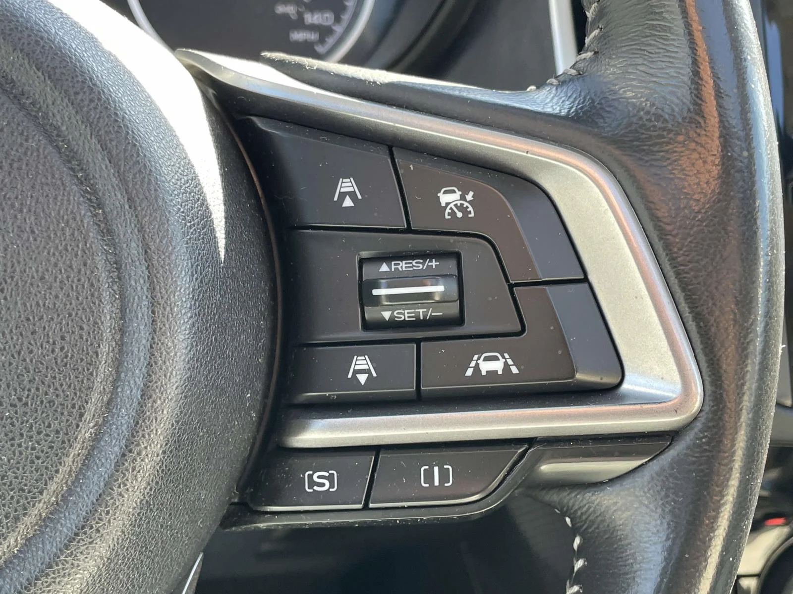 Used 2019 Crystal Black Silica Subaru Premium image 11