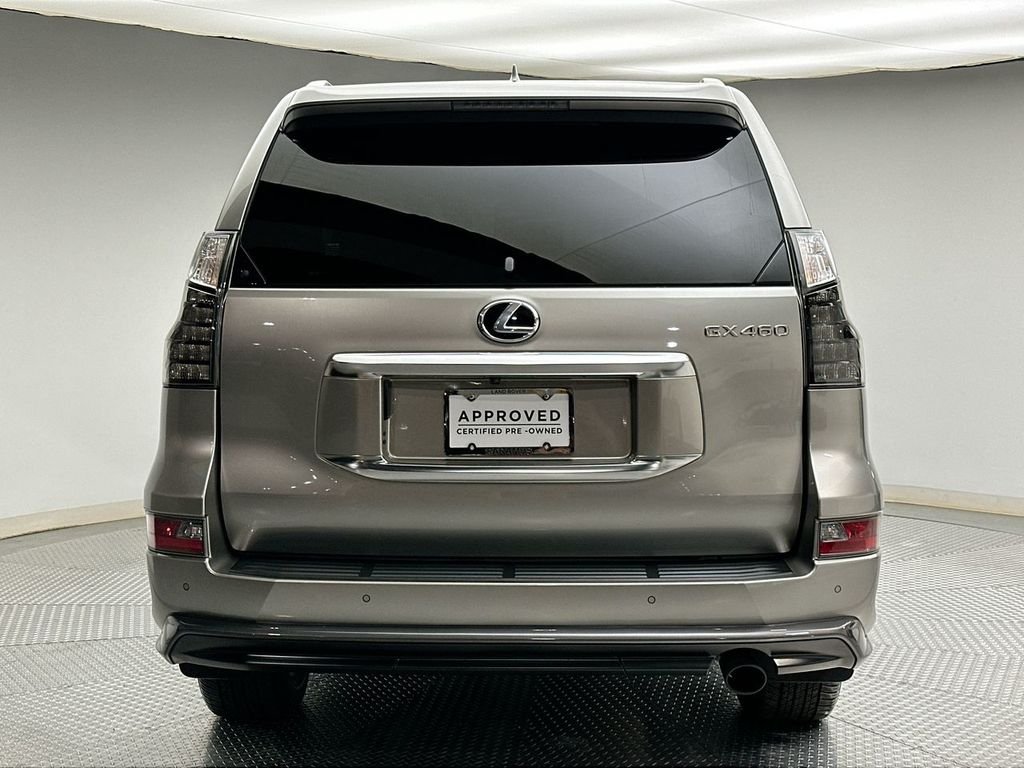 Used 2023 Silver Lexus 460 image 12