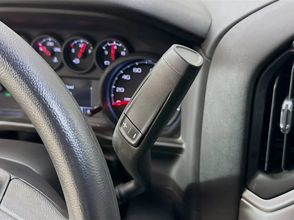 Used 2025 Sterling Gray Metallic Chevrolet Custom image 18