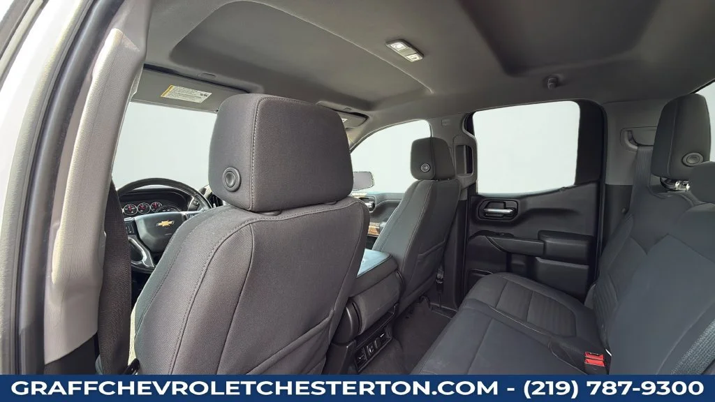 Used 2020 SUMMIT WHITE Chevrolet LT image 40