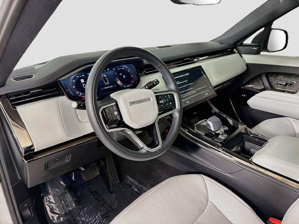Certified Used 2024 White Land Rover SE image 9