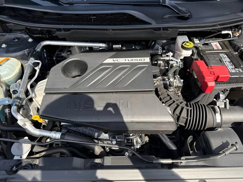 Used 2023  Nissan SV image 28
