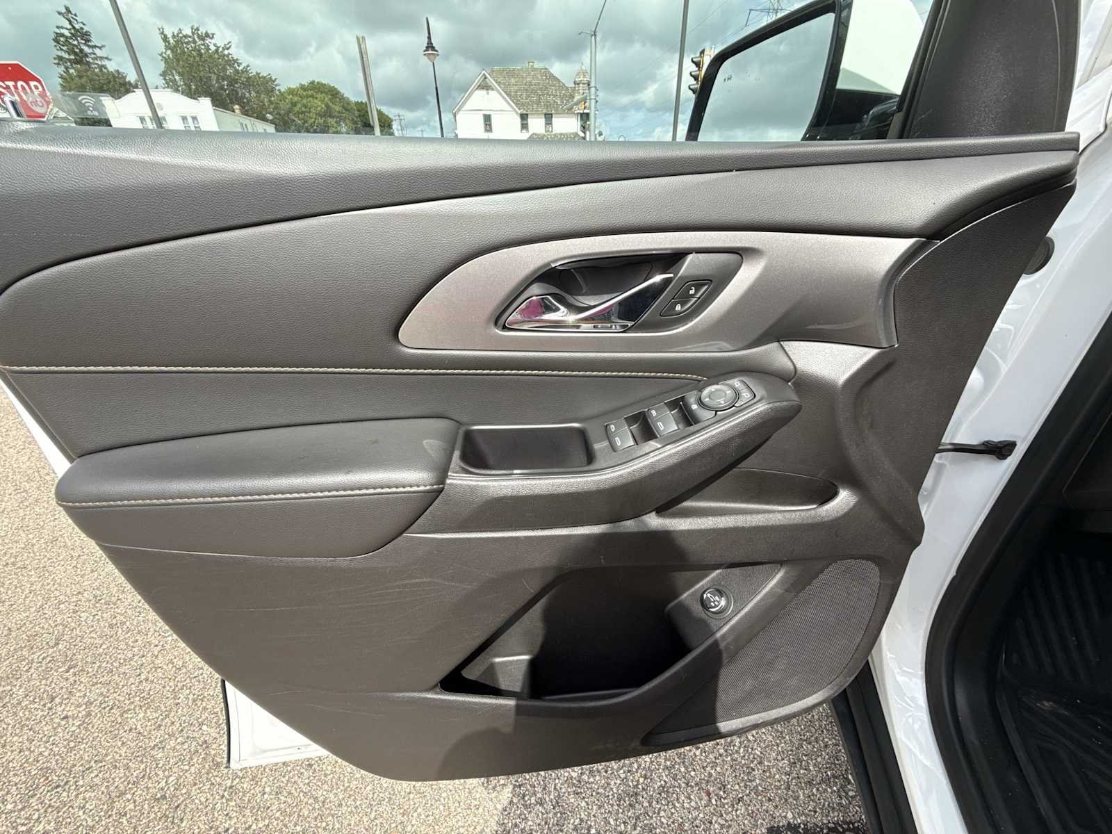 Certified Used 2019 SUMMIT WHITE Chevrolet LT Leather image 21