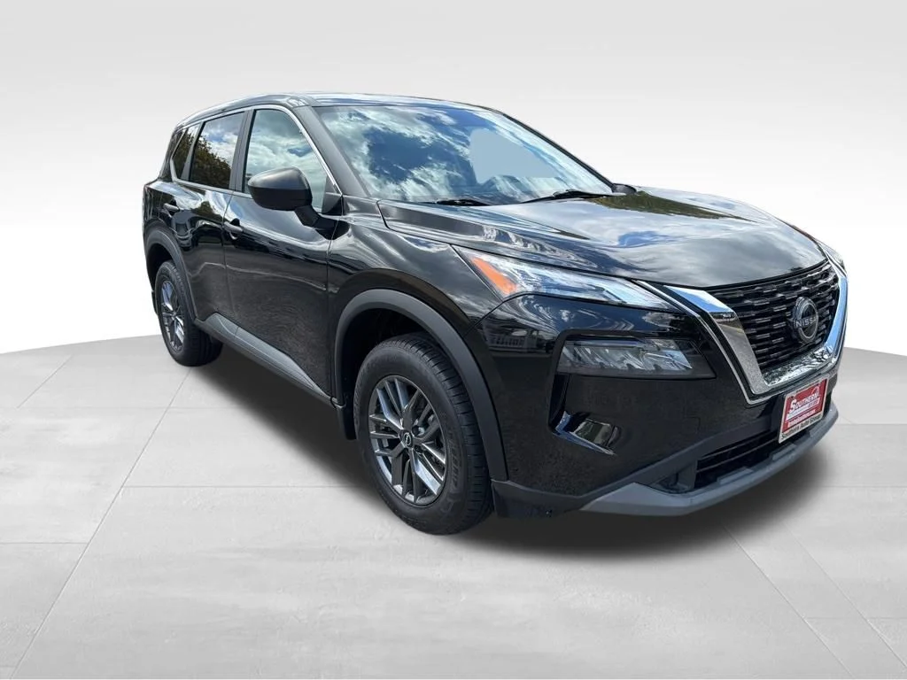 Used 2023 Black Nissan S image 8