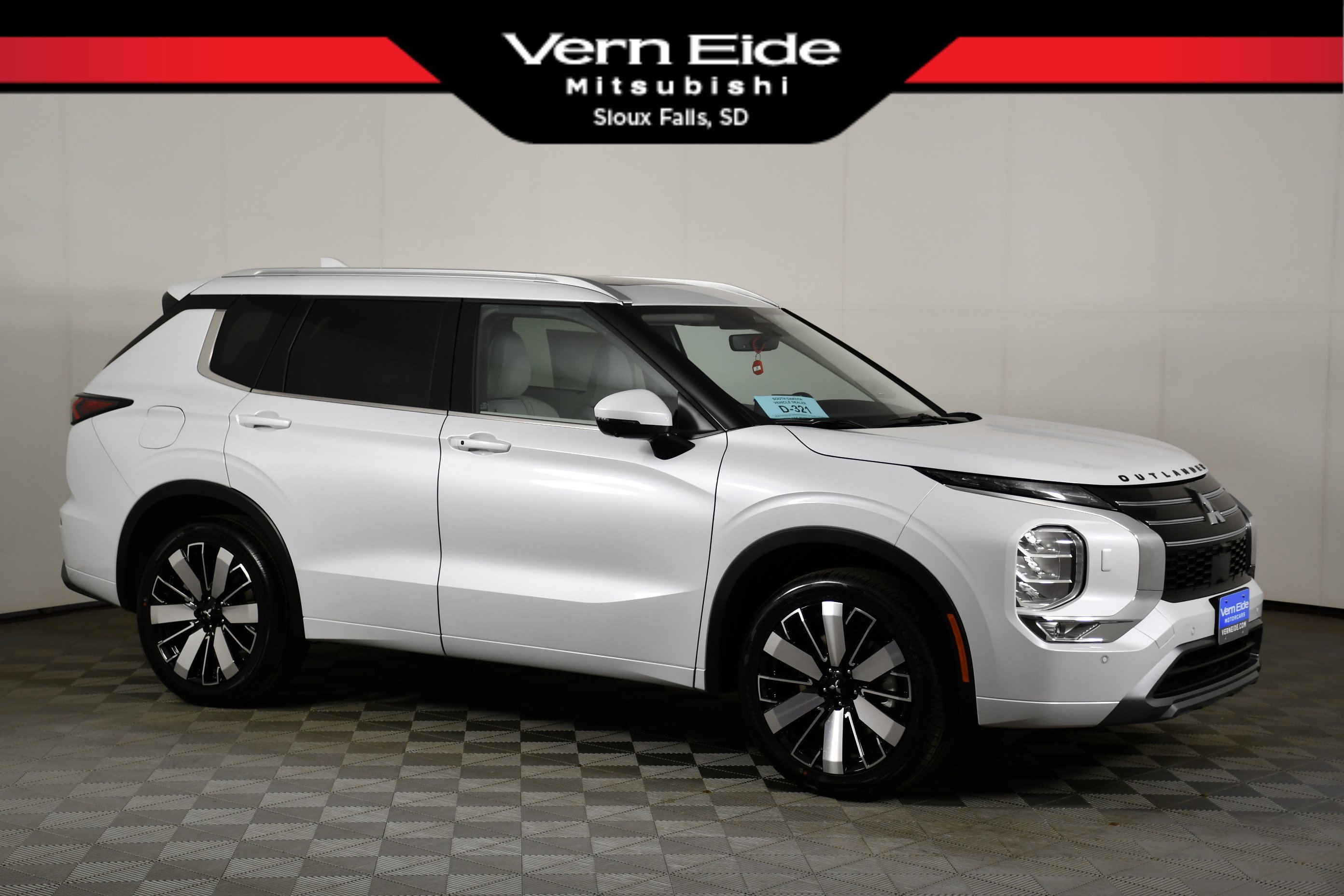 2026 Mitsubishi Outlander SEL S-AWC's photo