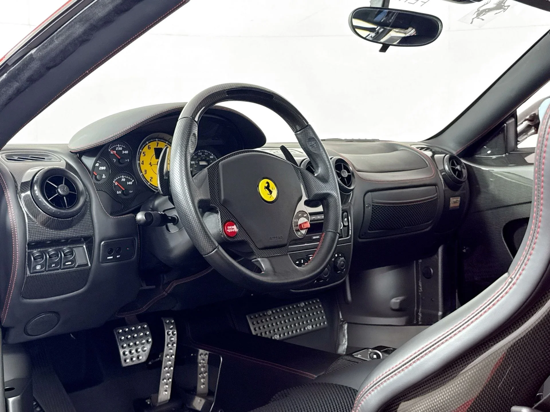 Used 2009 Red Scuderia Ferrari Scuderia image 17