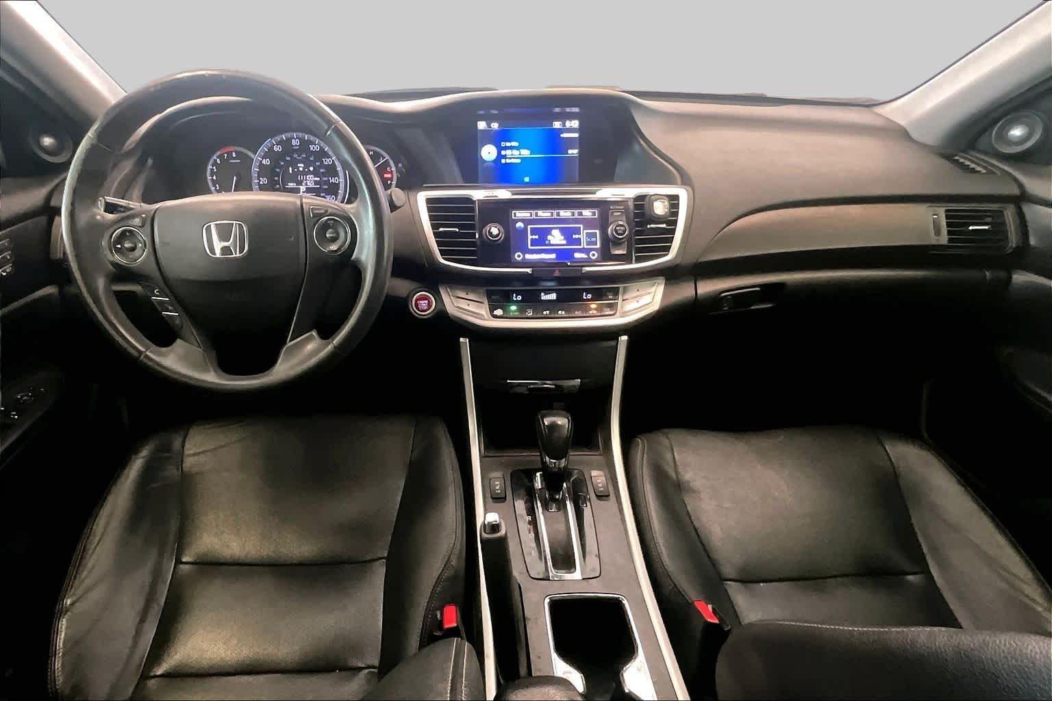 Used 2015 Crystal Black Pearl Honda EX-L image 13