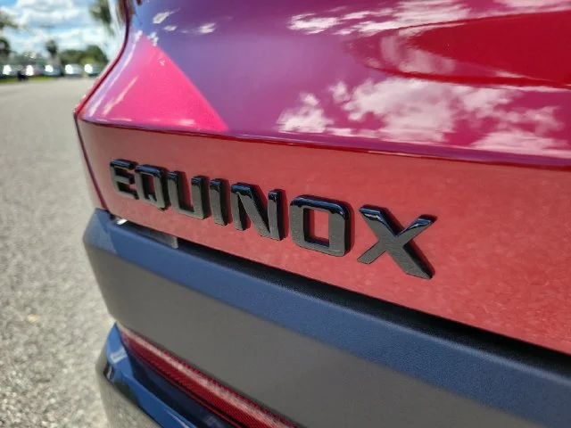 2027 Chevrolet Equinox RS - Photo 9