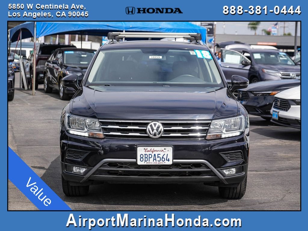 Used 2018 Pearl Metallic Volkswagen 2.0T SEL image 5