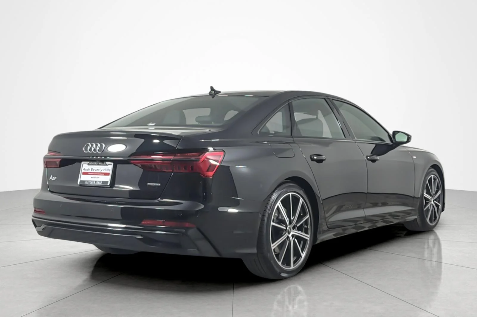 Used 2025 Mythos Black Metallic Audi Premium 55 TFSI quattro image 5