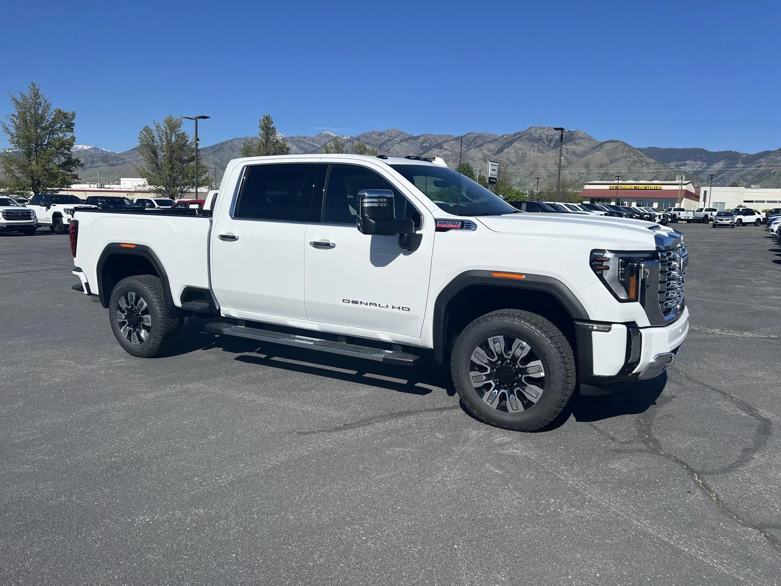 2026 GMC Sierra 3500HD Denali - Photo 7