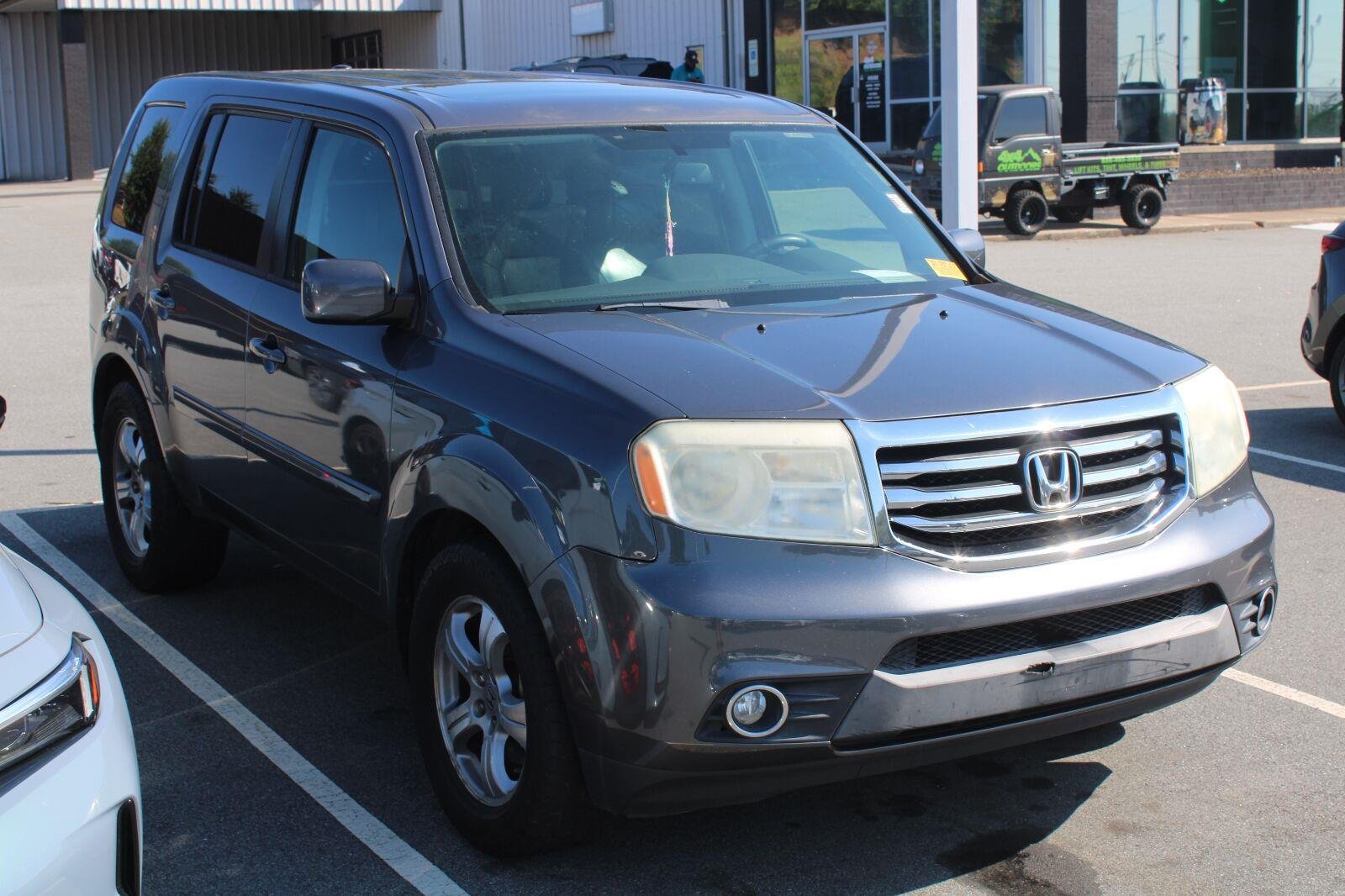 Used 2014 Modern Steel Metallic Honda EX-L image 3
