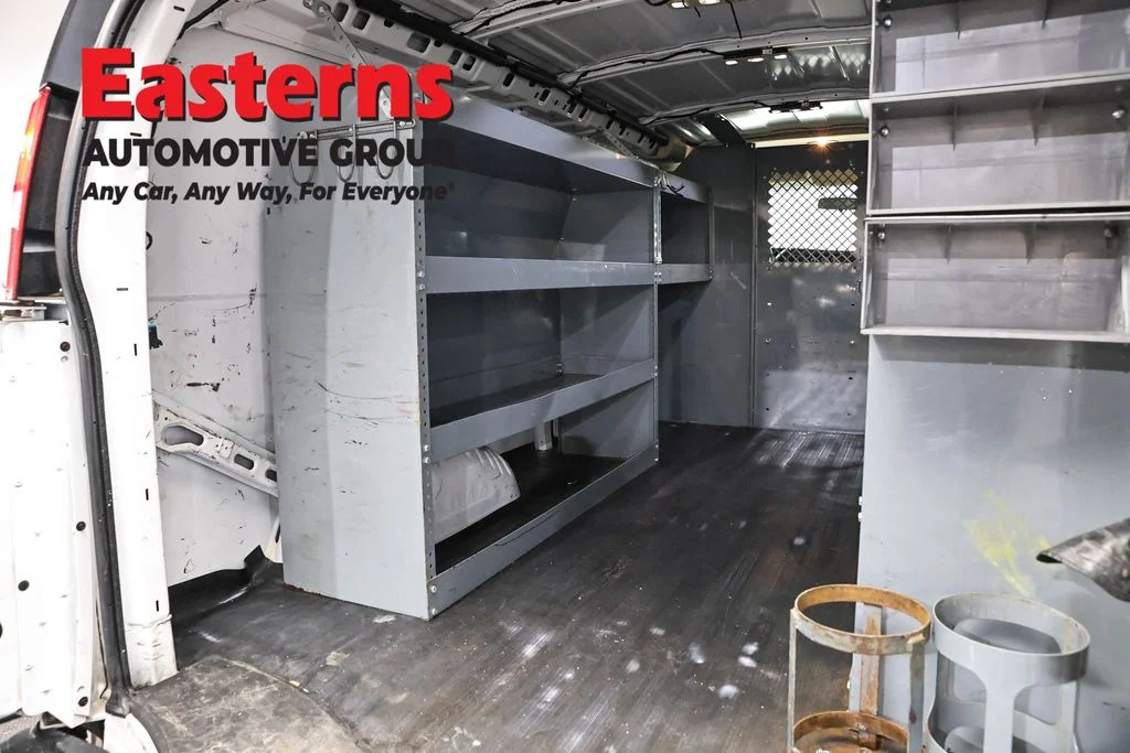 Used 2020 White GMC Work Van image 20