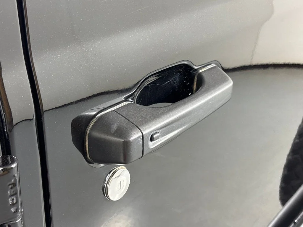 Used 2021 Black Jeep Unlimited Rubicon image 13
