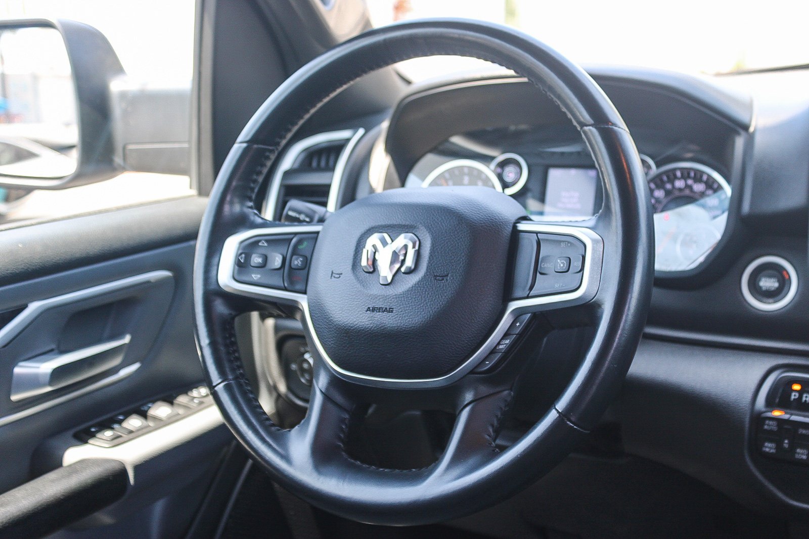 Used 2022 Billet Silver Metallic Clearcoat Ram Big Horn image 15
