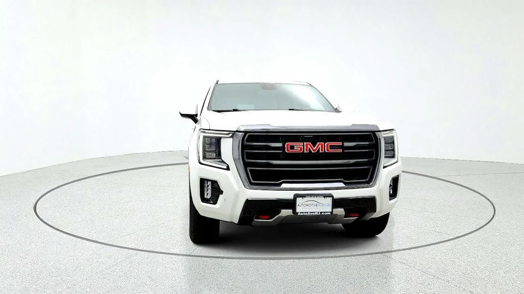 Used 2023 Summit White GMC 4WD 4dr AT4 w/ 6.2L V8 & Panoramic Sunroof image 2
