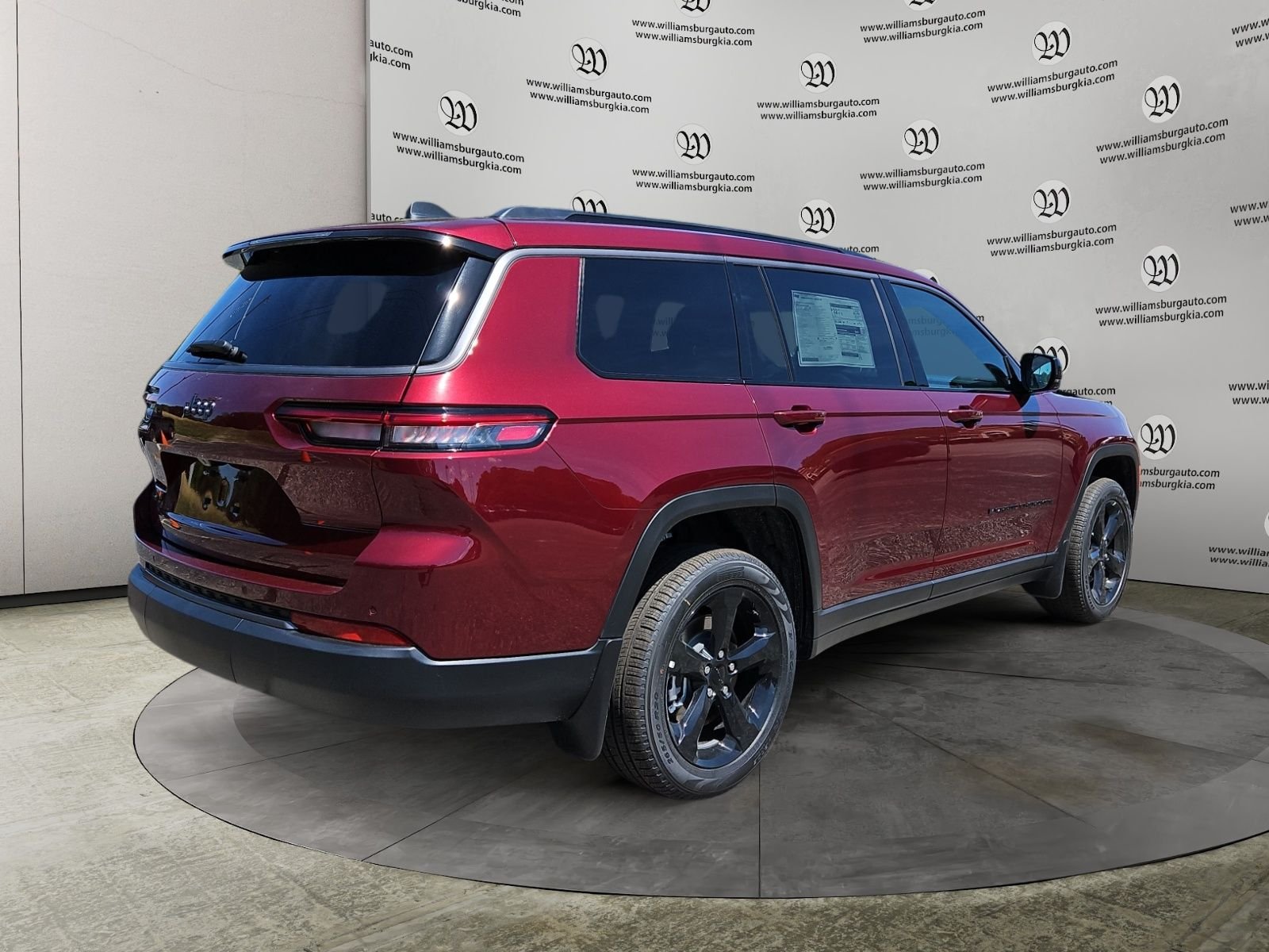 New 2026 Velvet Red Pearl-Coat Exterior Paint Jeep Limited image 5