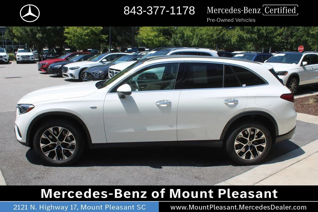 Certified Used 2025 Polar White Mercedes-Benz GLC 350e image 14