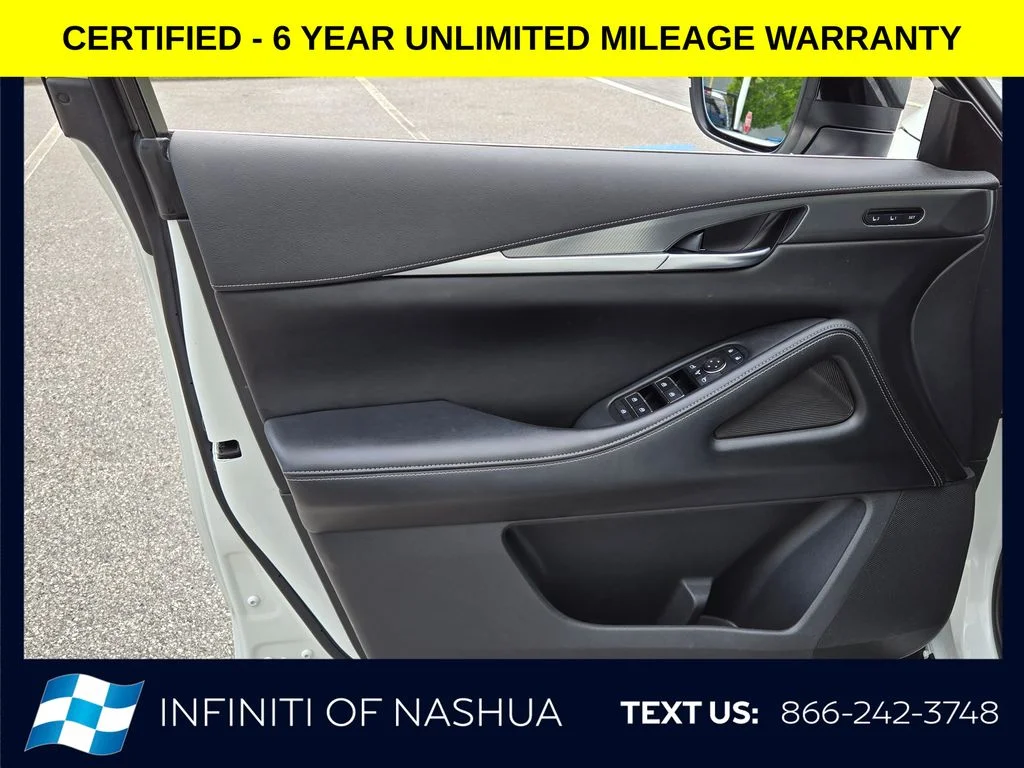 Certified Used 2023 White INFINITI LUXE image 10