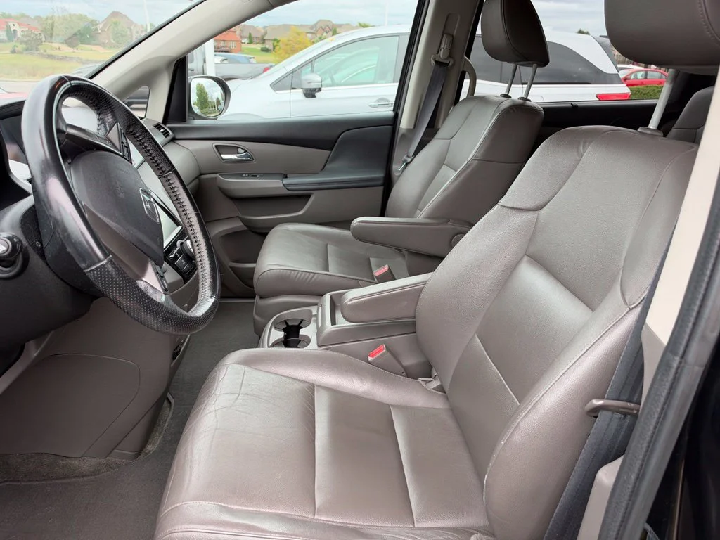 Used 2016  Honda EX-L image 6