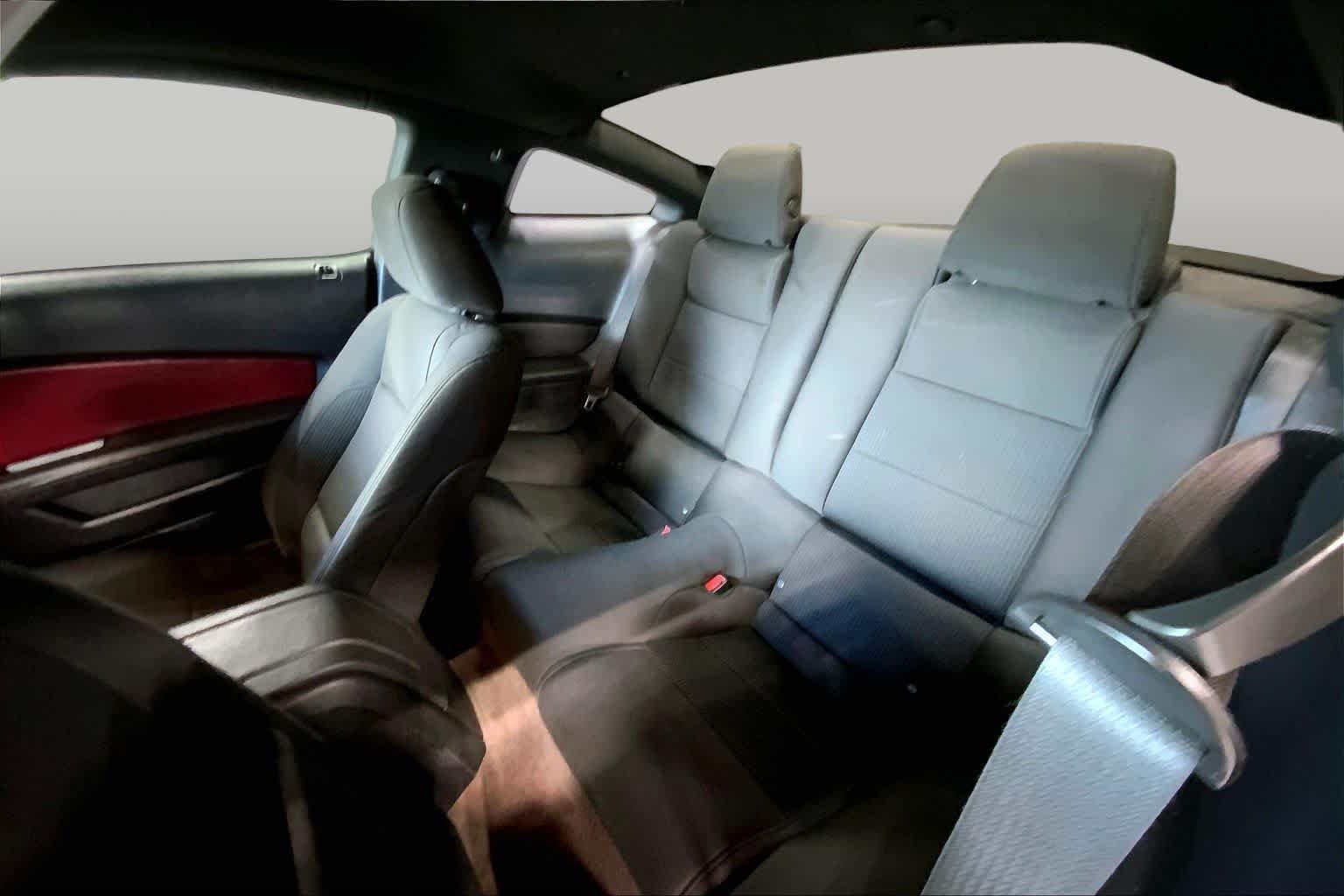 Used 2011 Sterling Gray Clearcoat Metallic Ford V6 image 17