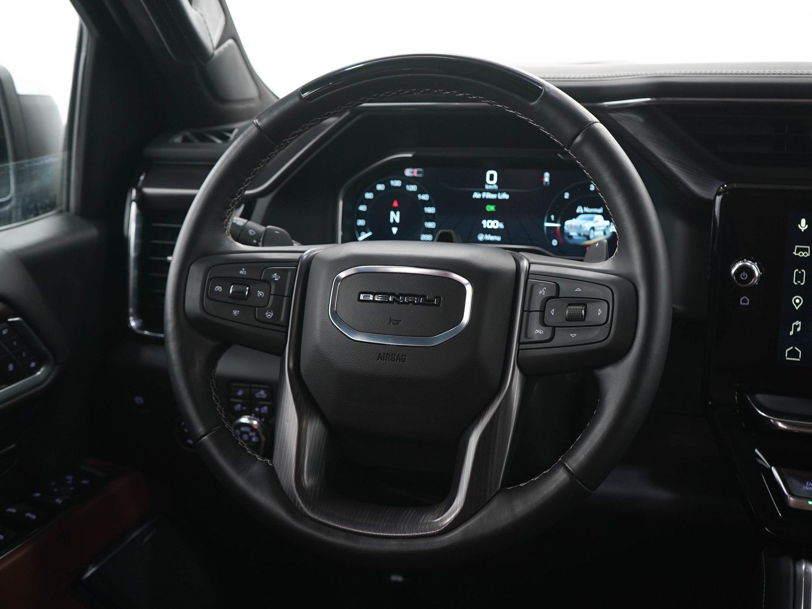 Used 2025 Black GMC Denali Ultimate image 17