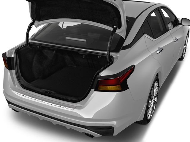 2024 Nissan Altima SV - Photo 7