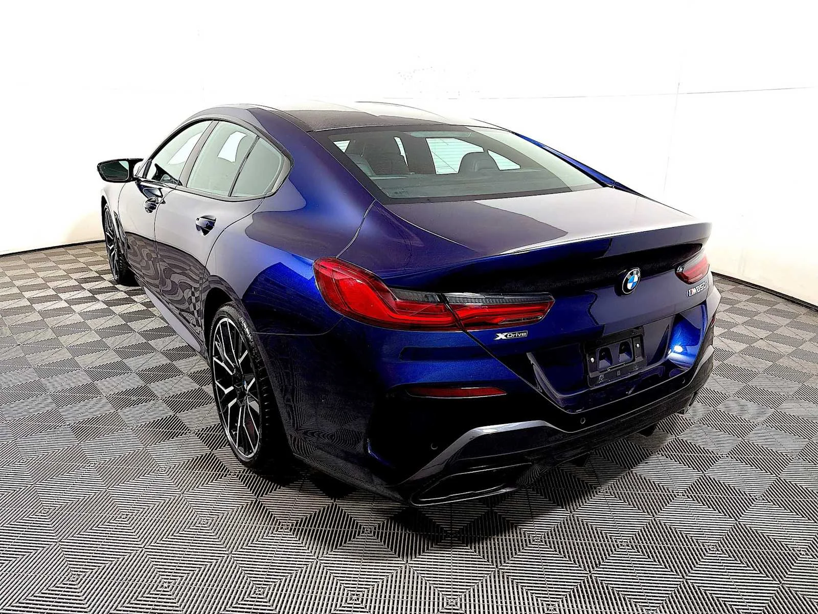 Used 2026 Tanzanite Blue II Metallic BMW M850i image 5
