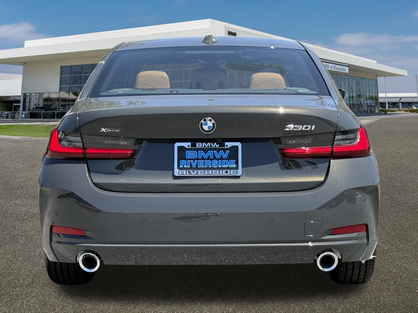 New 2026 Dravit Grey Metallic BMW 330i xDrive image 9