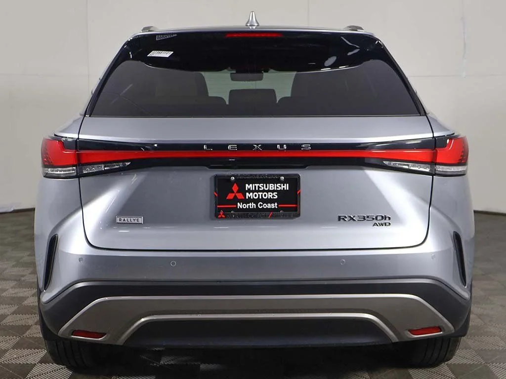Used 2024 Silver Lexus 350h Premium Plus image 16