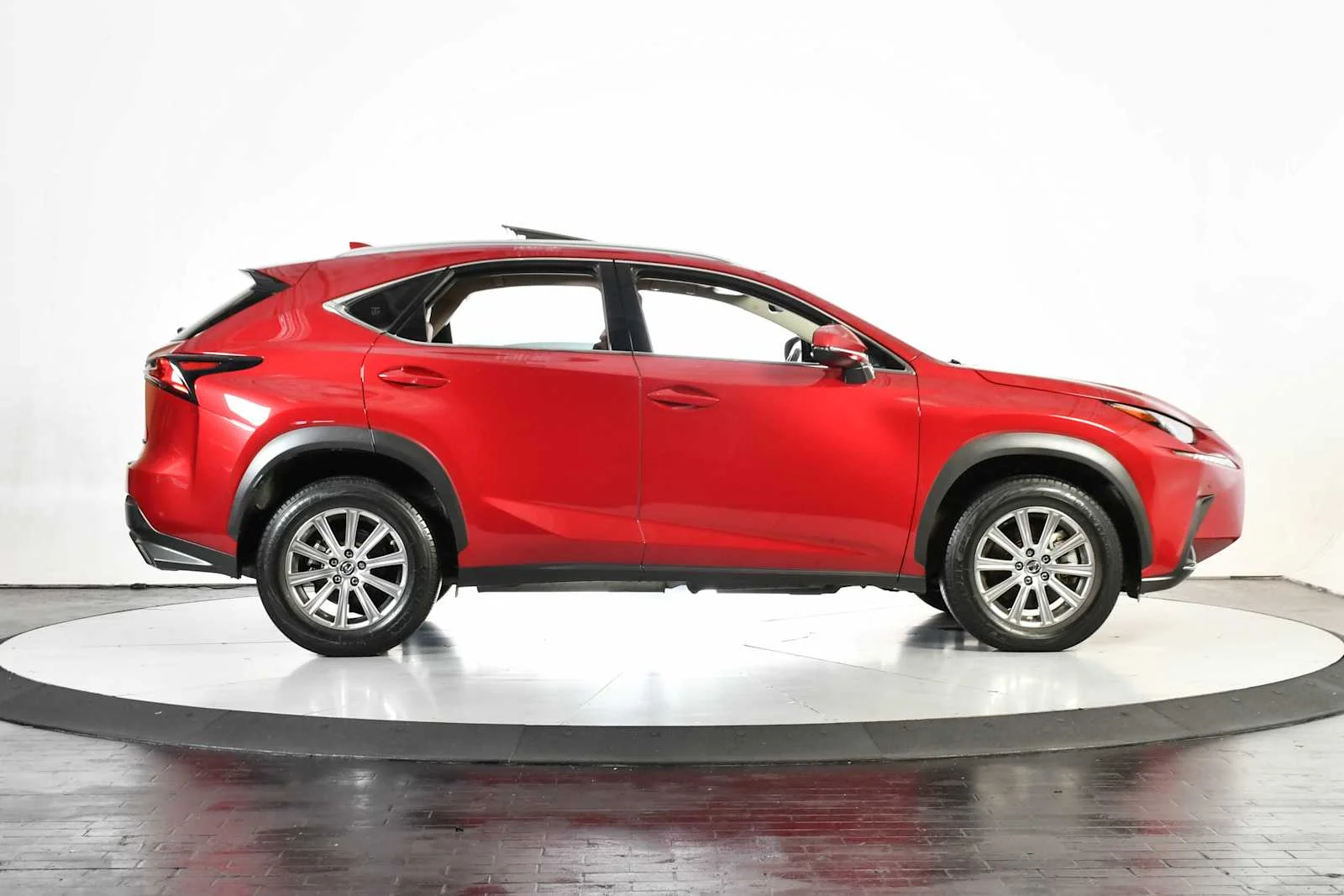 Certified Used 2021 MATADOR RED MICA Lexus  image 8