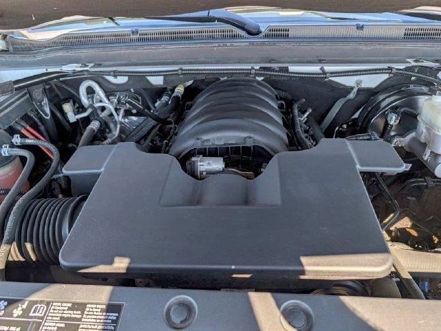 Used 2019 SUMMIT WHITE Chevrolet LT image 22