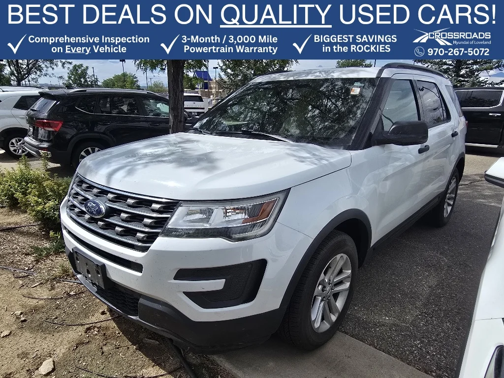 Used 2017 Oxford White Ford Base image 1