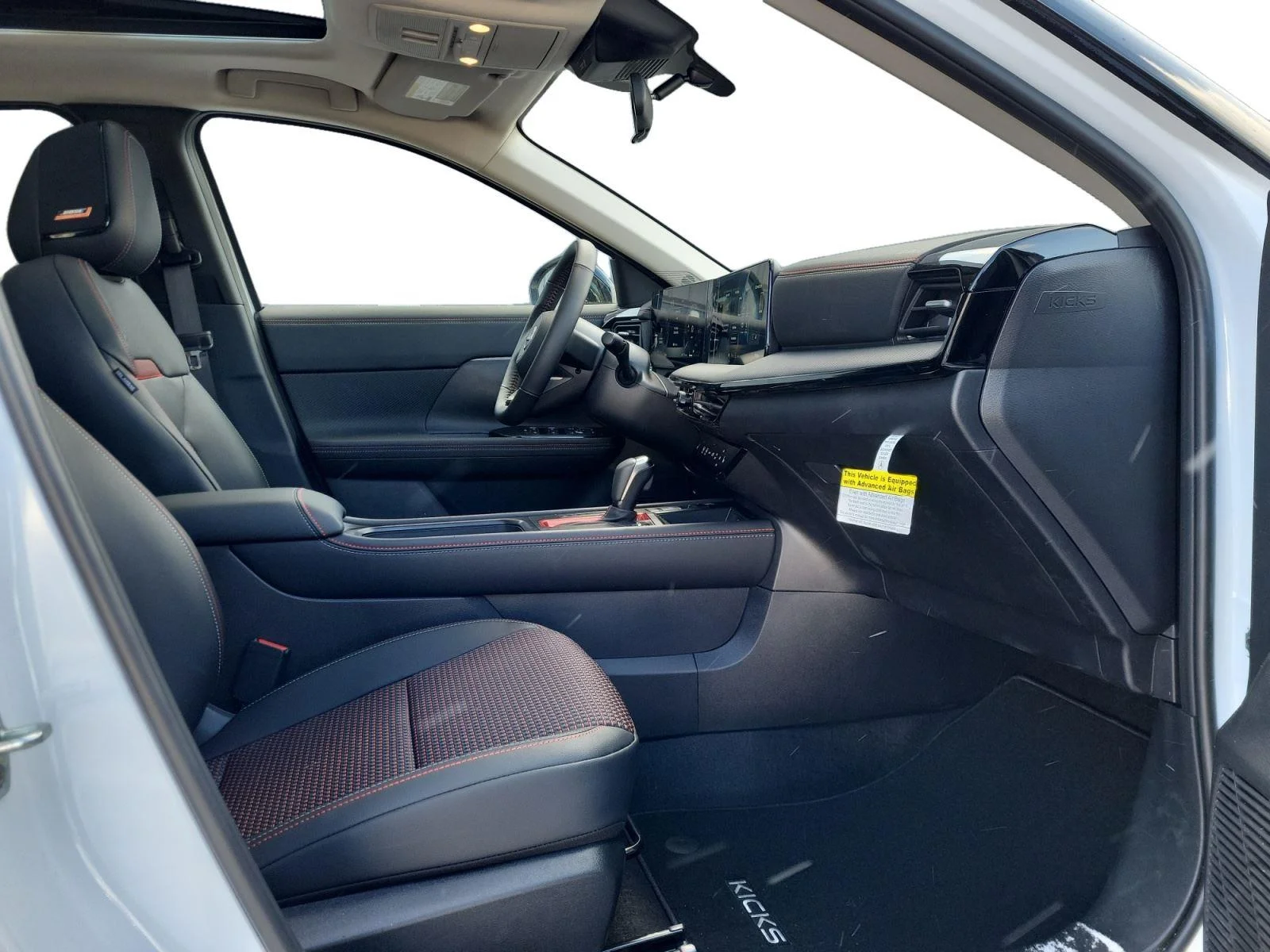 2026 Nissan KICKS SR AWD - Photo 15