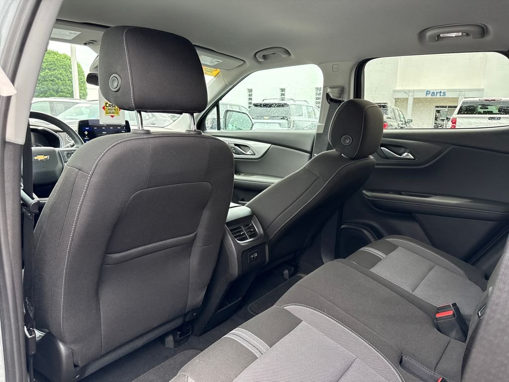 Used 2025 Gray Chevrolet LT image 20