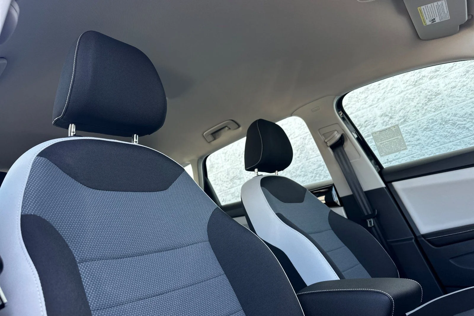 New 2026 Black Volkswagen 1.5T S image 15