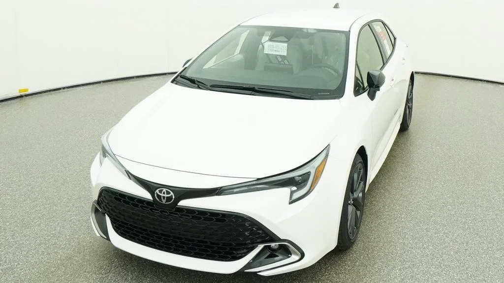 New 2026 Ice Cap Toyota XSE image 20
