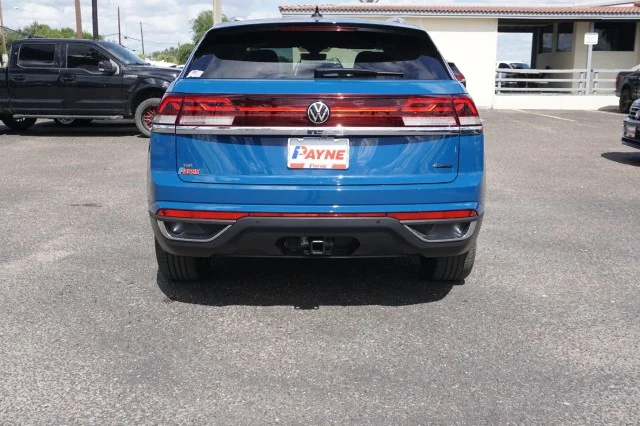 New 2025 R3R3 Mountain Lake Blue Volkswagen 2.0T SE w/Technology image 6